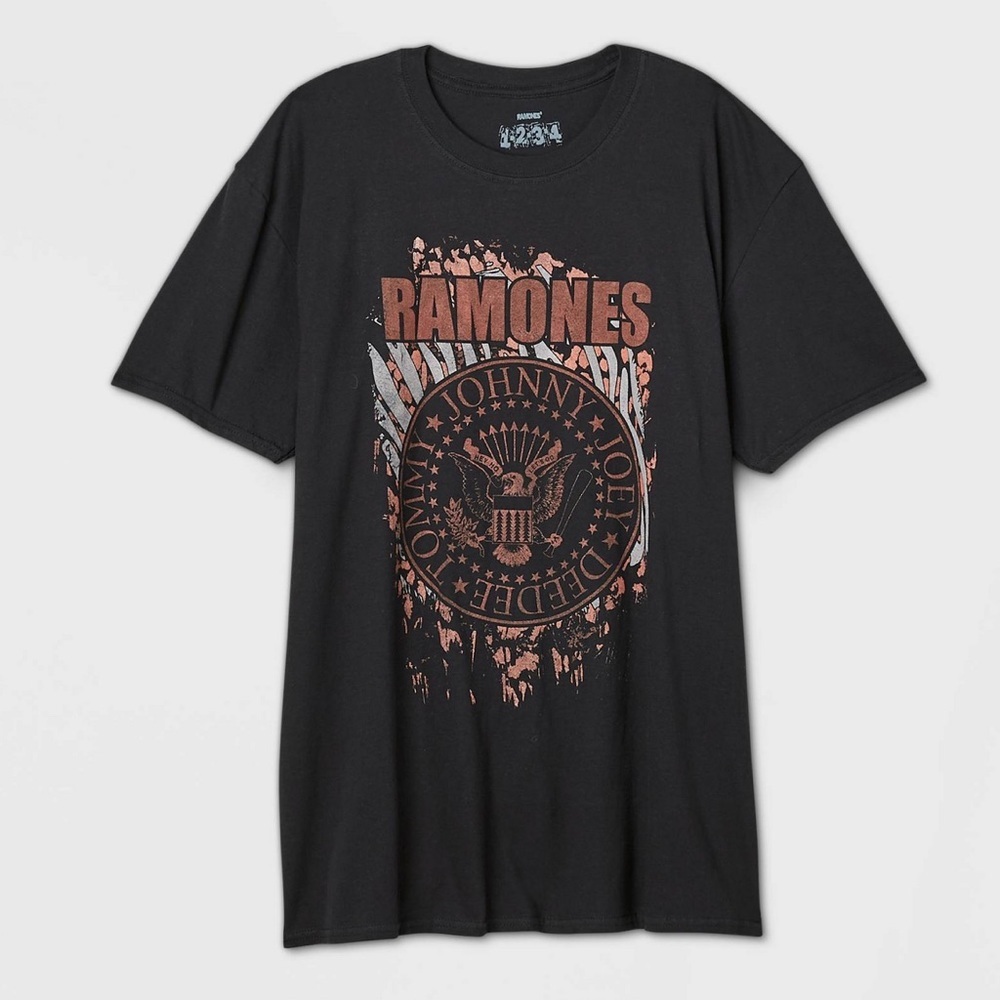 RAMONES Graphic Tee - Picture 12 of 13